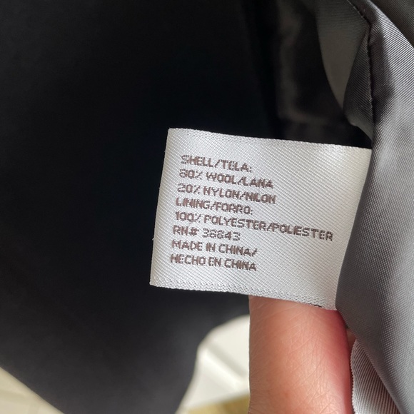 Wool coat - Picture 3 of 3